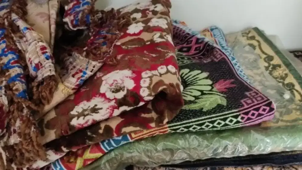 KARPET RUMAH BEMACAM UKURAN DAN MODEL