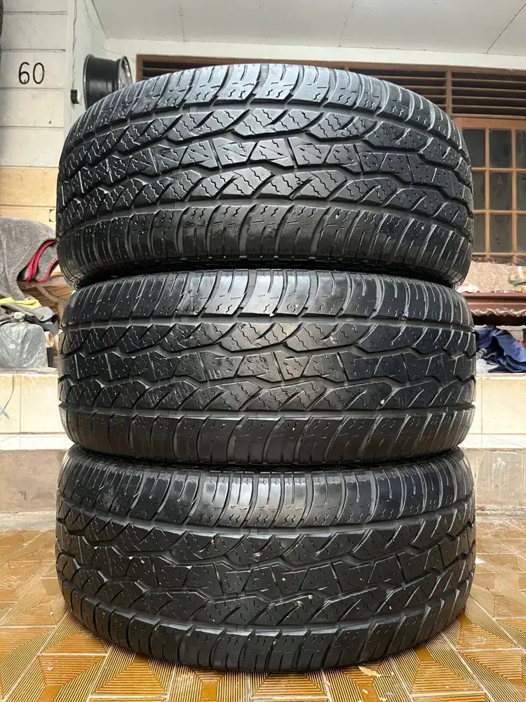 Ban Maxxis Bravo A/T 771  275 55 r20  3Pcs