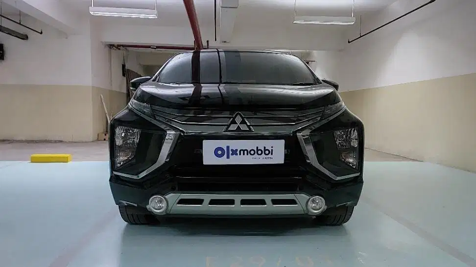 TDP 9,JT, Mitsubishi Xpander 1.5 Sport Bensin-AT Hitam 2018