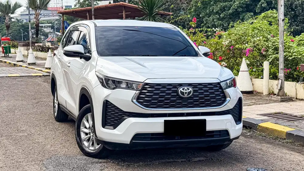 Toyota Zenix 2.0 AT G Bensin Non Hybrid nik 2025 Putih