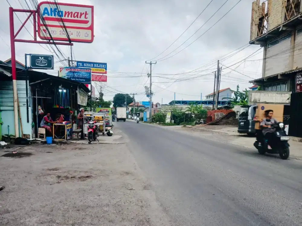 Tanah Raya Pura Demak Pemecutan Denpasar Bali