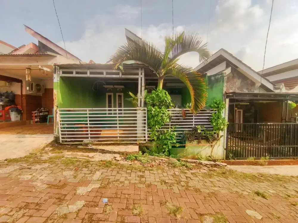 Rumah Seken Terawat 15 Menit ke Stasiun Bojong Gede Siap Huni J-41704