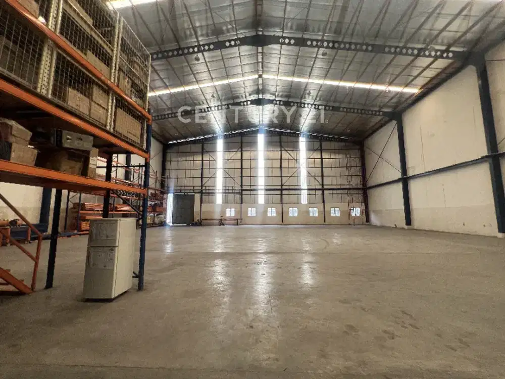 Gudang Lb1000m2 & Kantor Terawat Harga Nego Kawasan Ds2 Cikarang