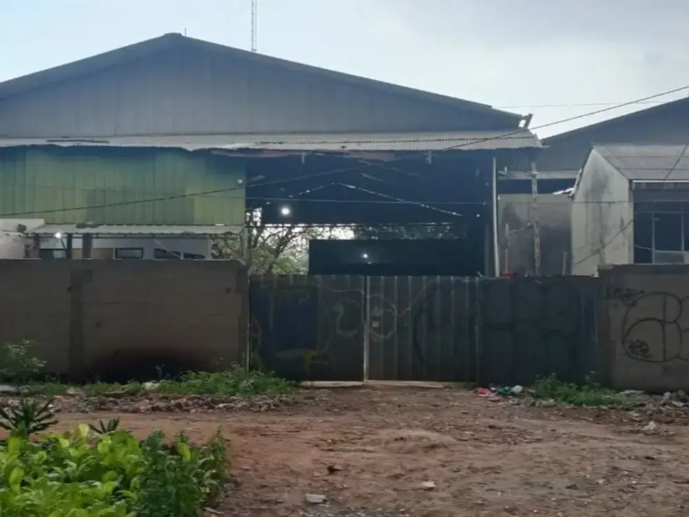Ss.3761 - Murah !! Dijual Gudang 24,5Jt/Mtr Luas 5.700mtr Siap Pakai Jalan 3 Mobil di Cipinang Jatinegara