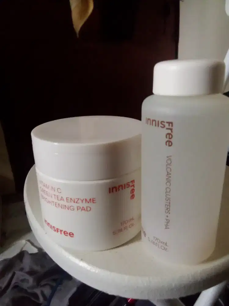 Innisfree serum vitamin C brightening pad