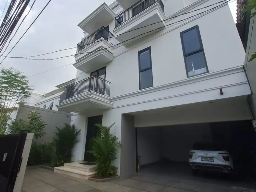 FOR RENT – Easy Access to Sudirman Offices, Kebayoran Baru