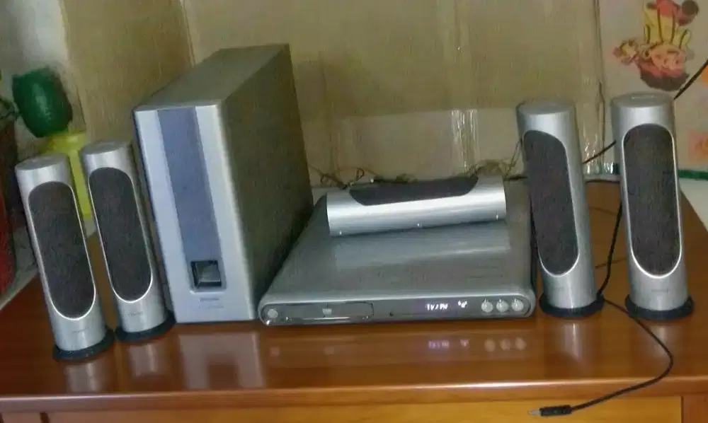 Home THEATER PHILIPS LX 3700 glerr