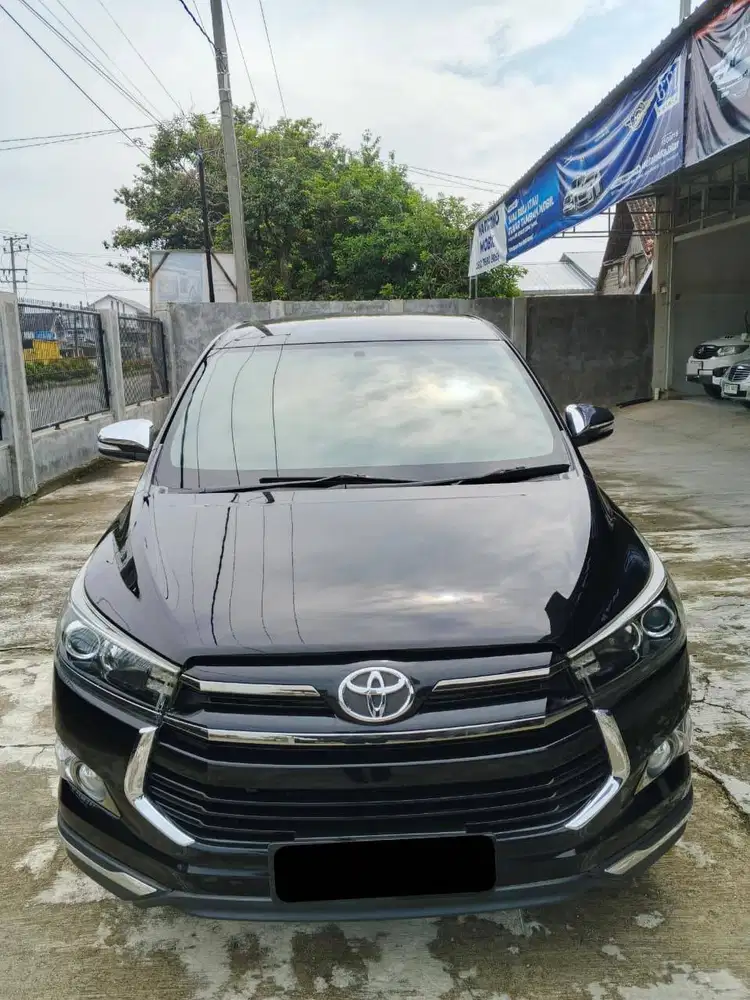 VENTURER 2.4 Manual Transmisi tahun  2017