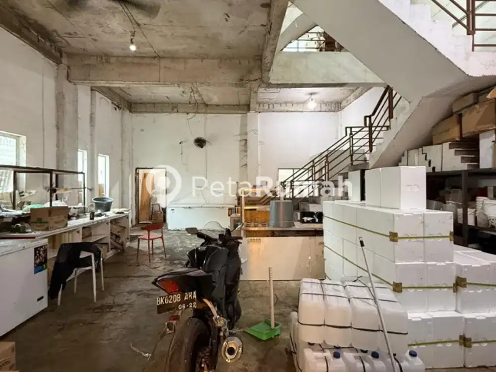 DIJUAL VILLA JALAN CEMARA KOMPLEK GRAND CEMARA ASRI POSISI HOOK (indra & vincent & andy)