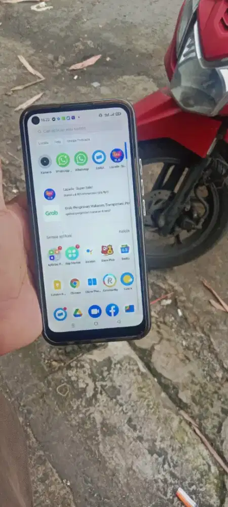 Relmi7 i ram8/128 resmi bukan repebus