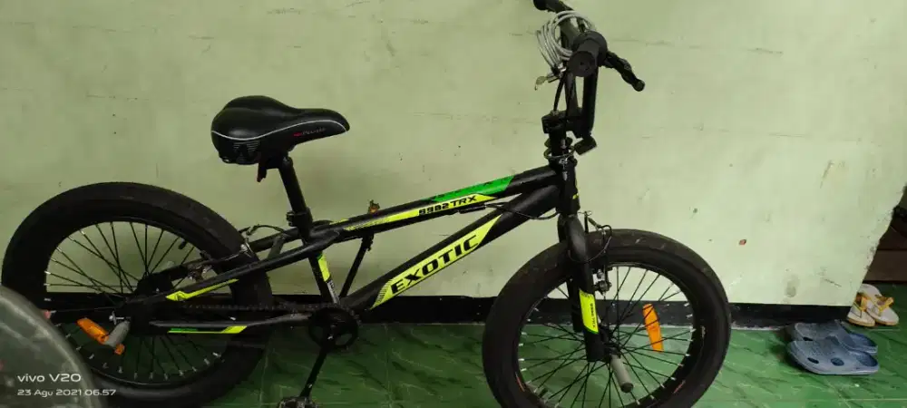 Sepeda BMX Exotic