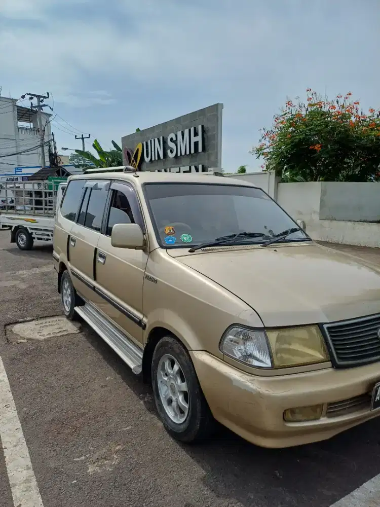 Kijang LSX 1.8 EFI 2001