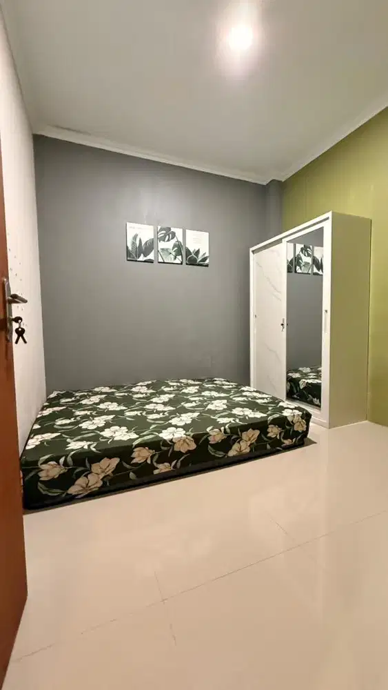 Di KONTRAKAN RUMAH 2 LT Semi Furnish Bintara Bekasi