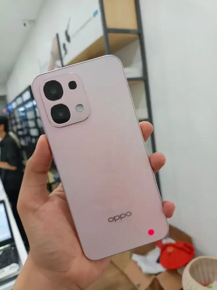 OPPO A6PRO RAM 8/256 GB warna pink nya