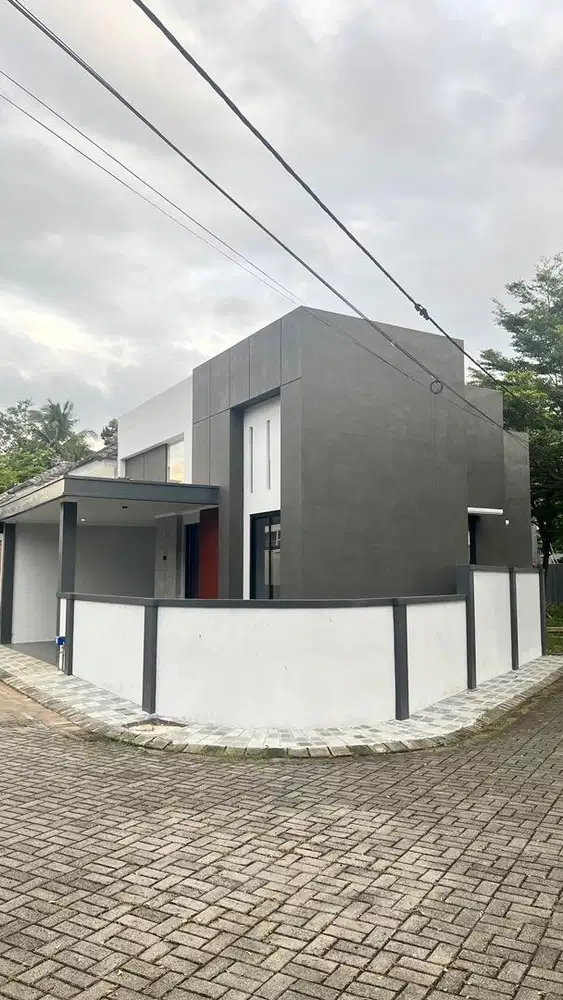 Rumah siap huni lokasi strategis