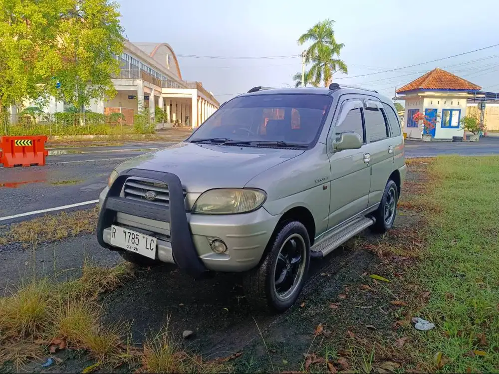 Daihatsu taruna cl 2002 efi