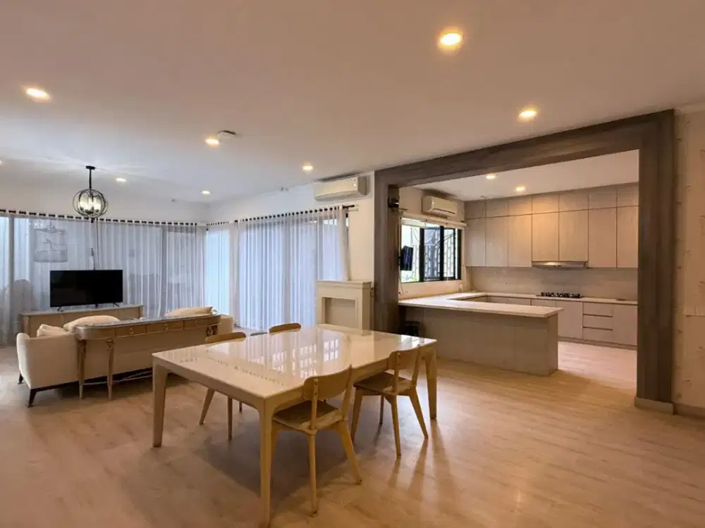 Rumah Mewah Furnished yang Menempel De Park Heliconia BSD