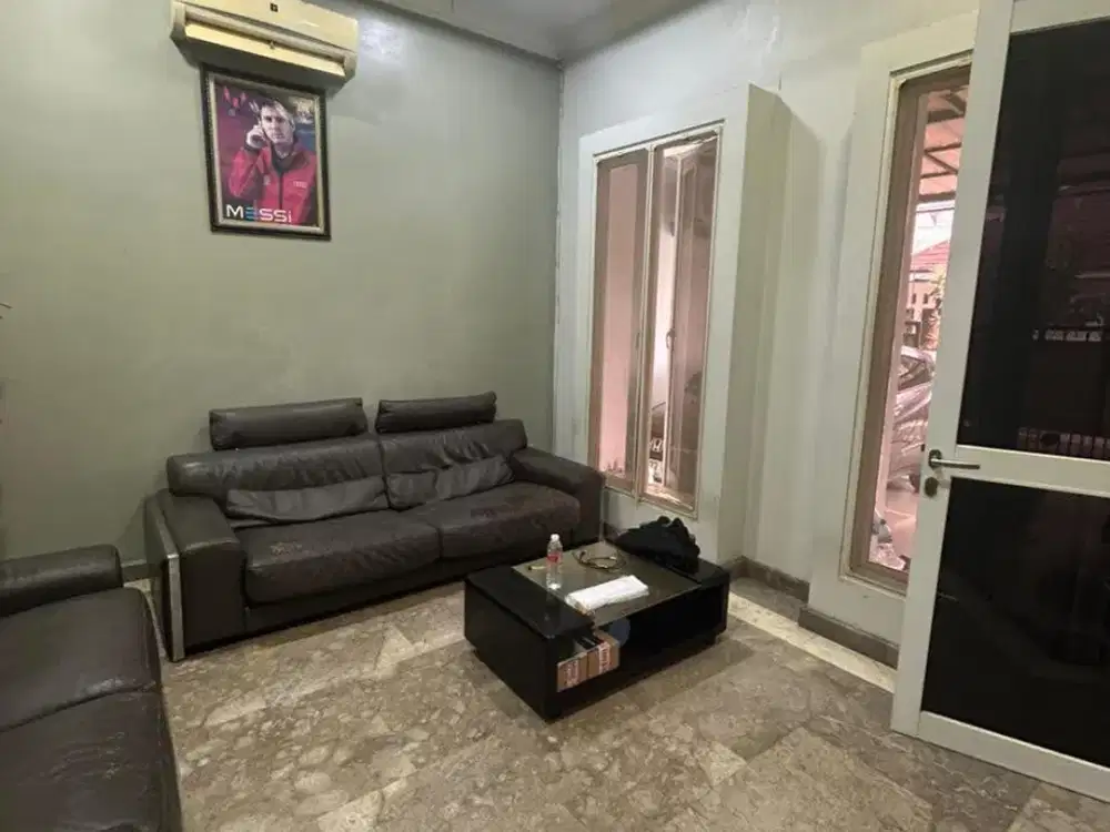 Dijual RUmah Rapih Modern minimalis Siap Huni Dalam Komplek Cempaka Putih Jakarta Pusat