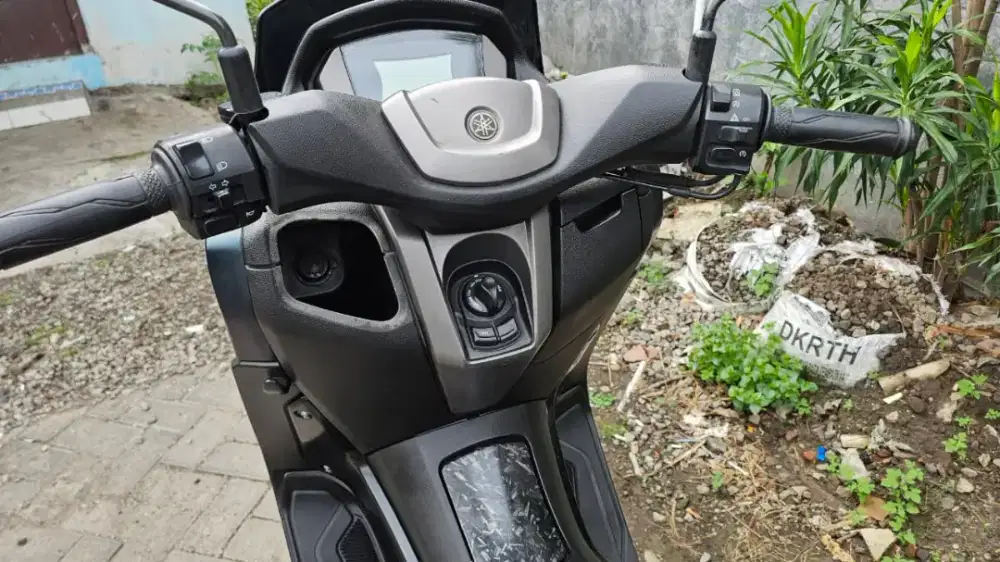 UD ENY MOTOR - Yamaha New Nmax connected thn 2023