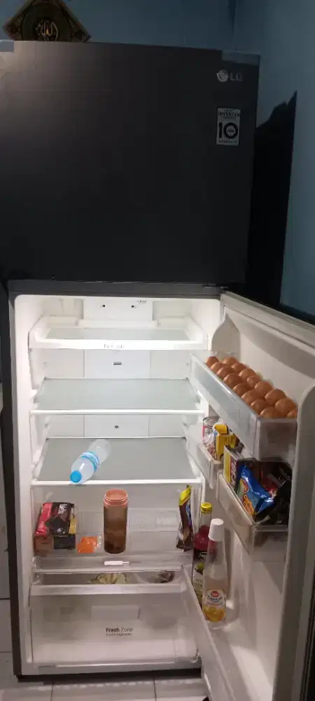 Di jual kulkas LG 2 pintu