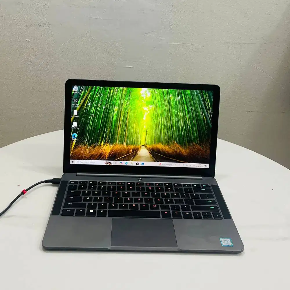 Laptop Razer Blade Stealth Core i7 Gen7 Touchscreen Ram 16gb N-EC