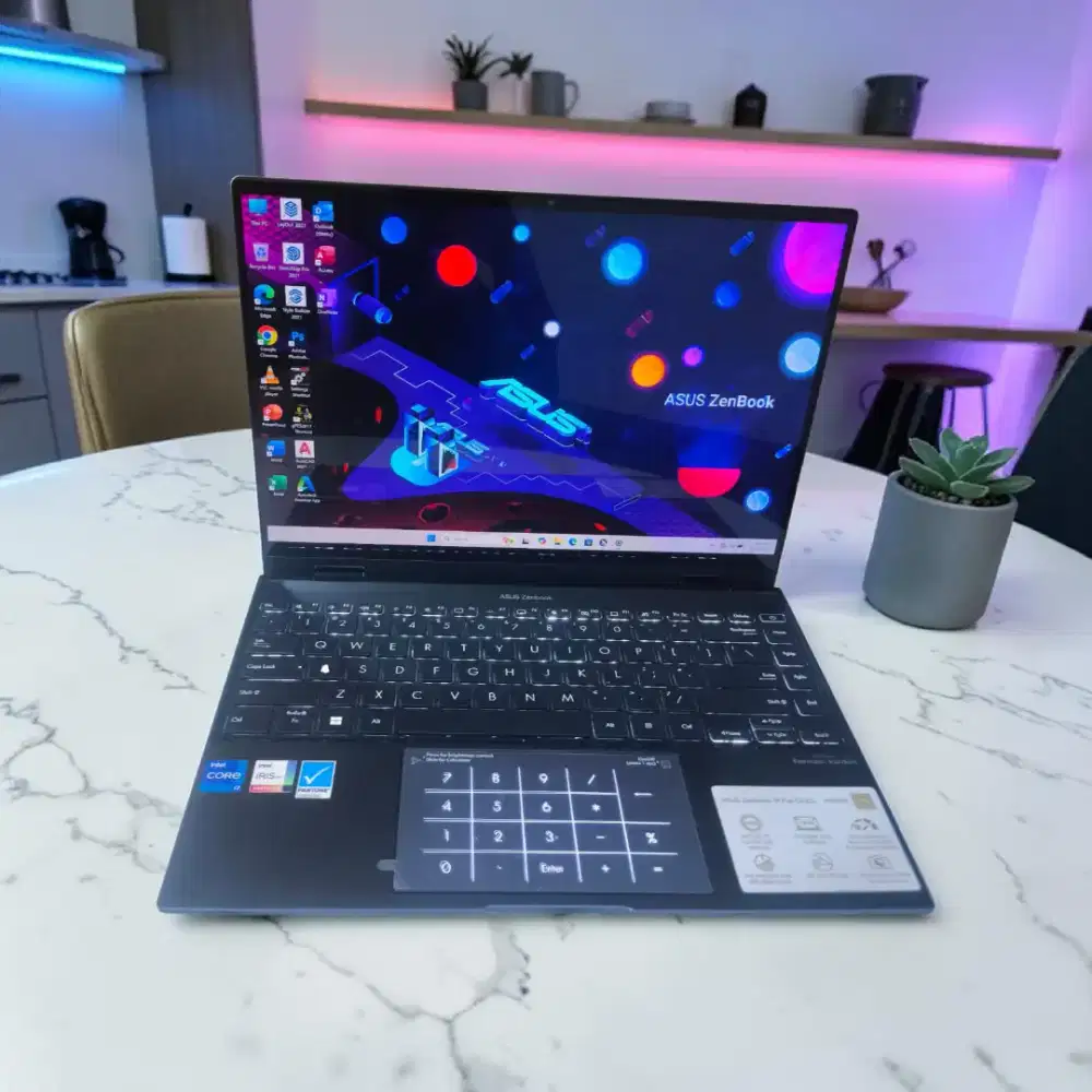 ASUS ZENBOOK FLIP 14 OLED UP5401EA-300 Slim Flip 360[RAM 16GB/SSD 1TB]