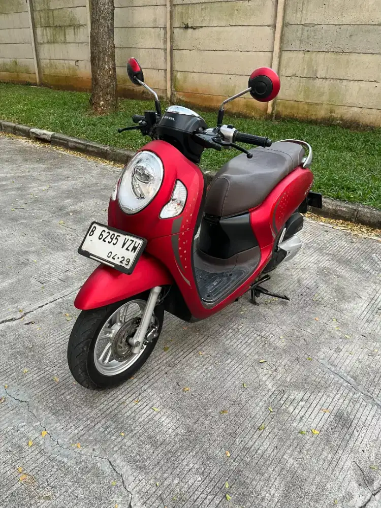 Scoopy Esp Stylish Keyles Merah Doff