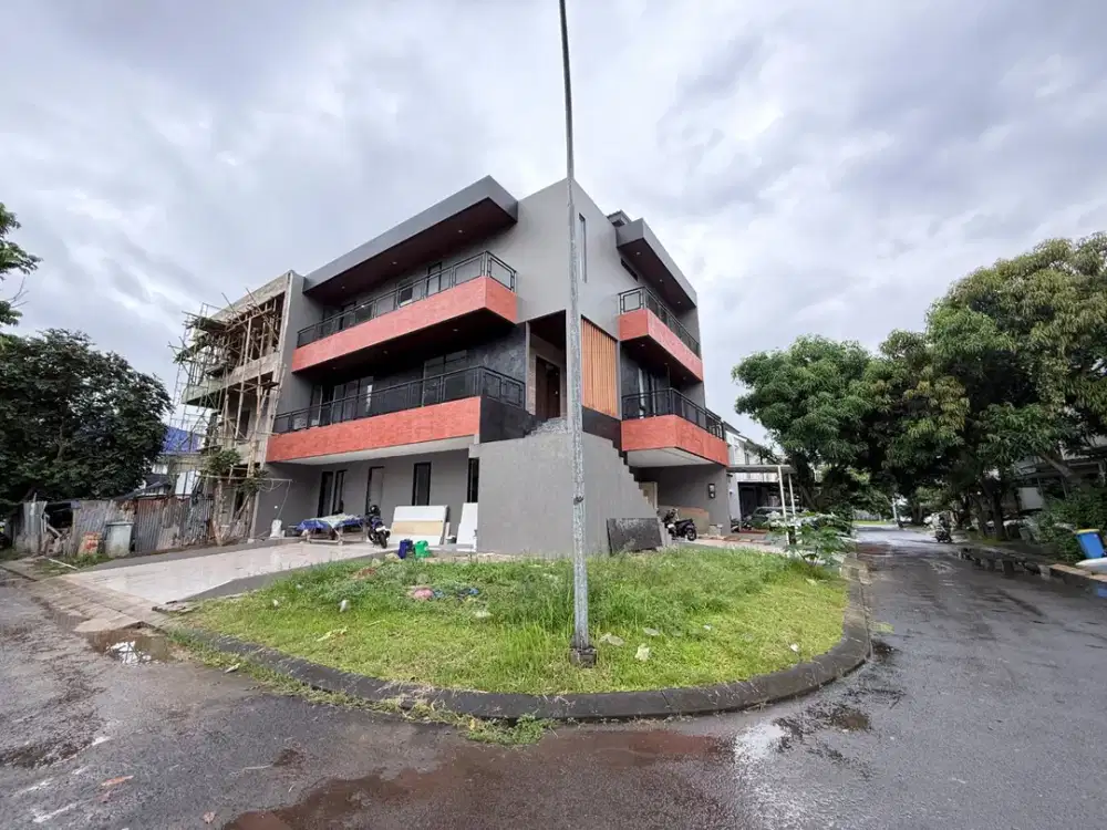 Rumah Bangunan Mandiri Hoek Sutera Feronia Park Alam Sutera