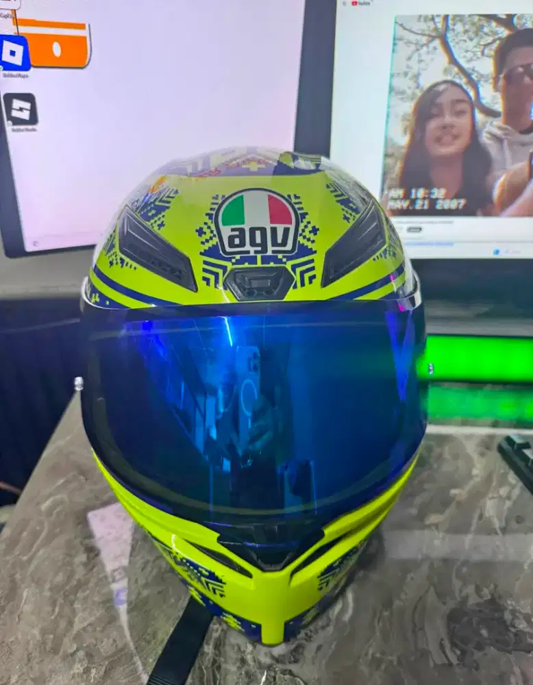 Dijual helm kesayangan