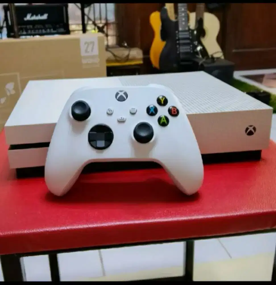 Xbox One S 1TB Fullset Like New Fullgame