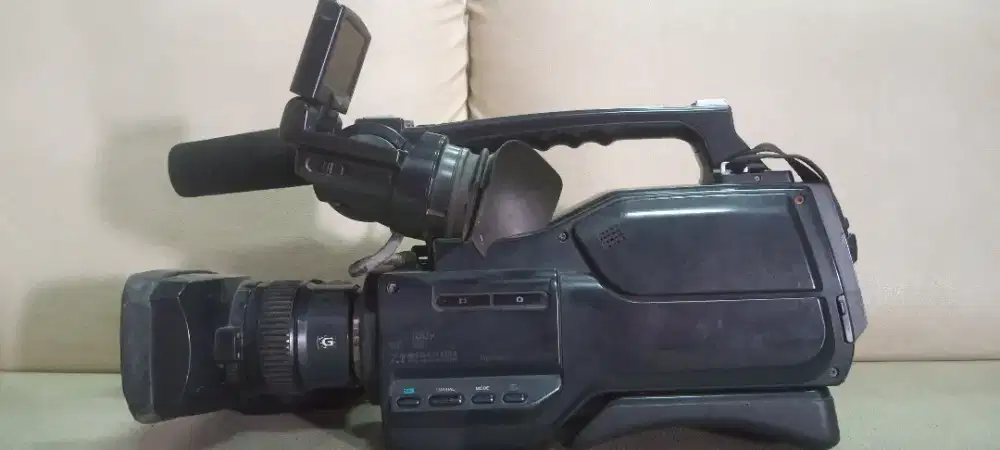 Kamera Video Sony DCR SD1000