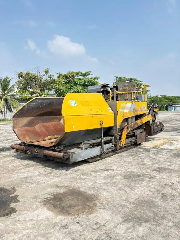 Asphalt Finisher Sumitomo HA60C. Wide 6 m. Ex Japan !