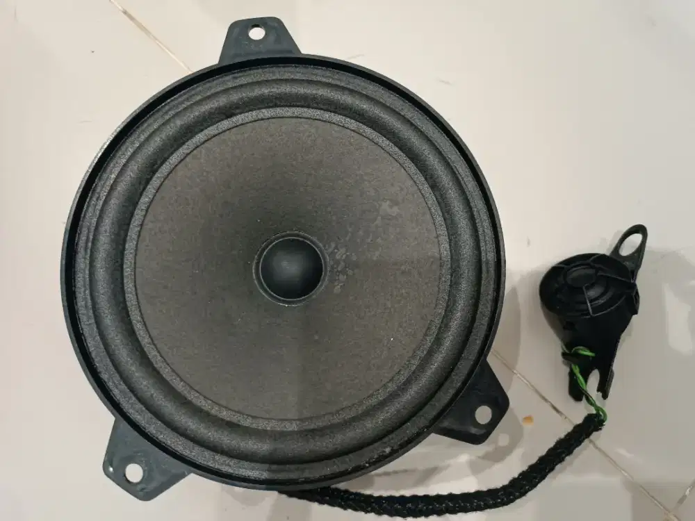 Dijual speaker ori BMW E46 323i