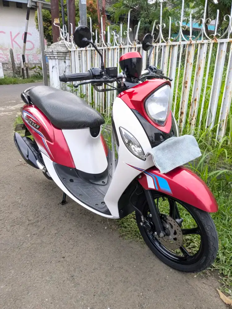Yamaha FINO 125 Premium ECO Bluecore gress