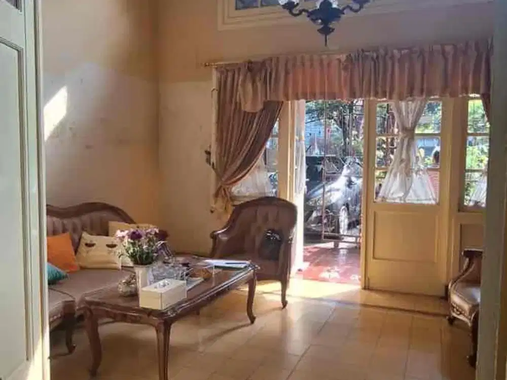 Dijual Rumah Mainroad Gatot Subroto Heritage Gol. A