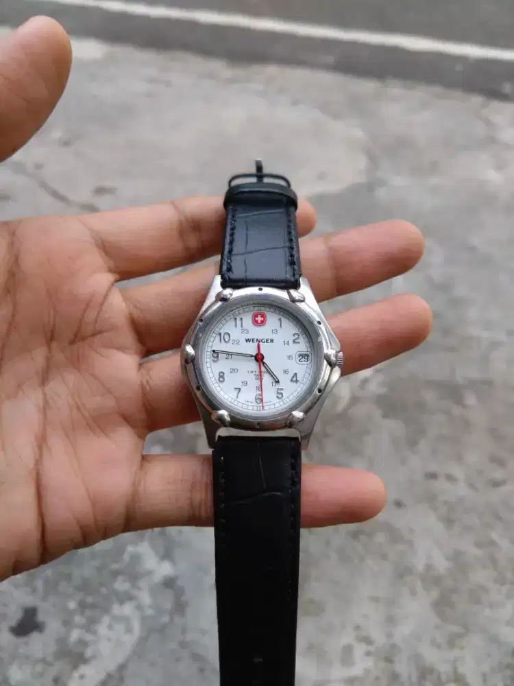 Jam tangan Wenger military original