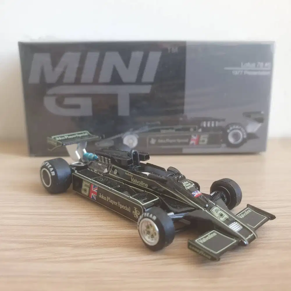 Mini GT 489 Lotus 78 #5 1/64 (1977, Presentation, F1, Formula 1, JPS)
