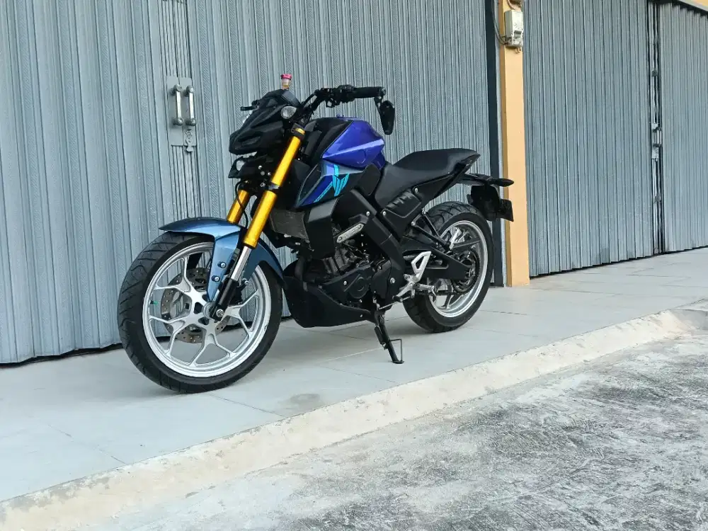 Yamaha mt15 TT boleh km 8 ribu aja