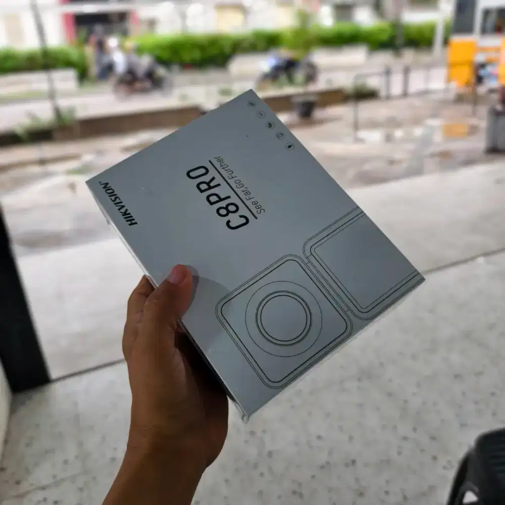 Dashcam mobil kamera depan dan belakang merek Hikvision