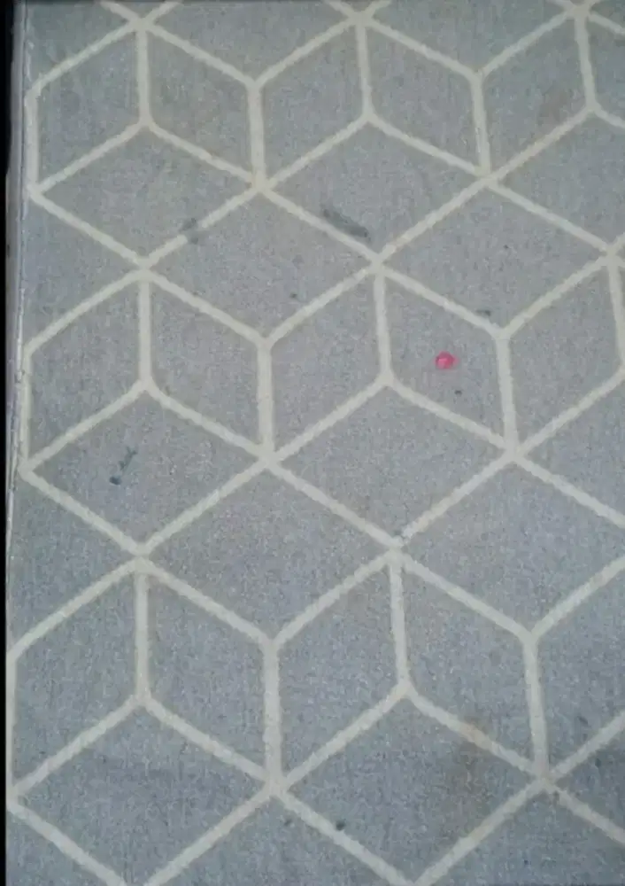 Dijual karpet ukuran minimalis bisa di pasang di kamar tidur, opsional