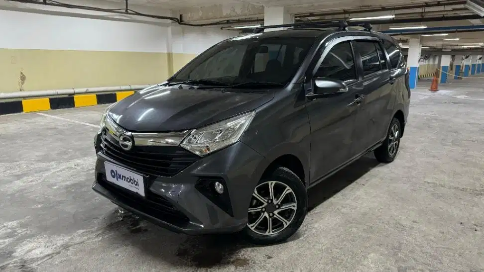 DP MURAH Daihatsu Sigra 1.2 R Bensin-AT 2022 Abu CYCND