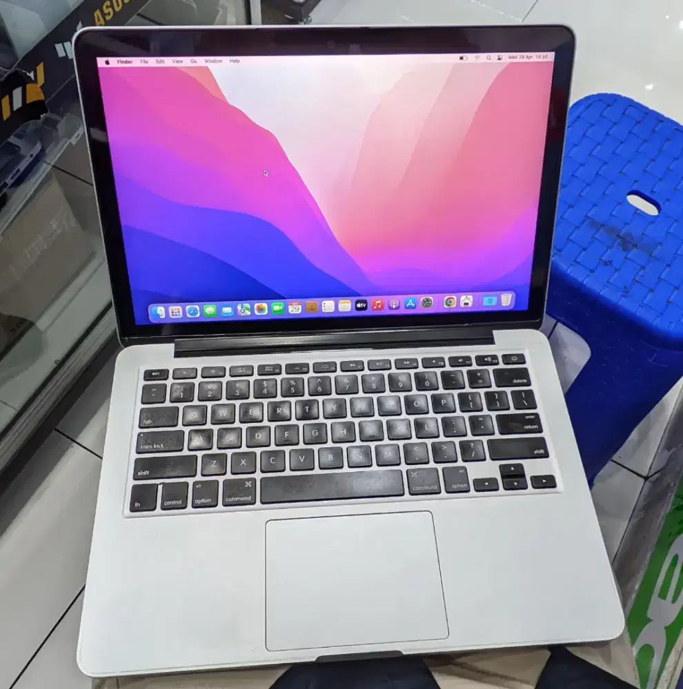 Dijual Cepet Macbook Pro Retina 13-inch,Early 2015