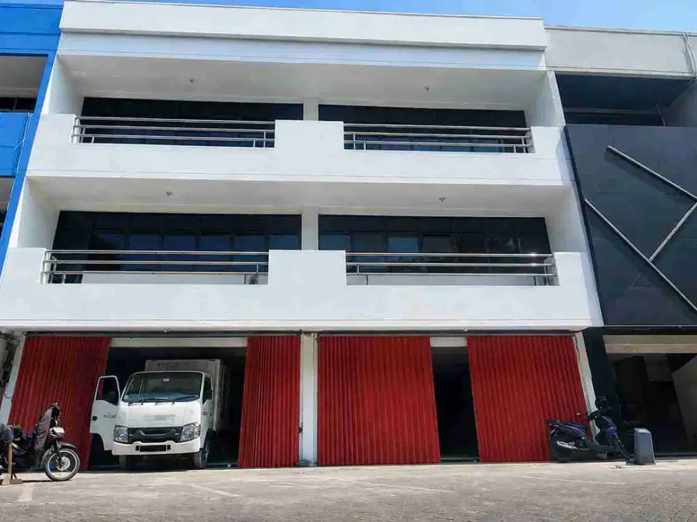 Disewakan Ruko Gandeng Area Senopati Kebayoran Baru