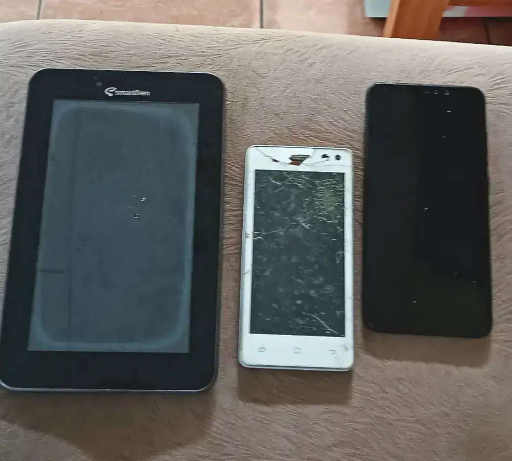 Xiaomi dan Smartfren