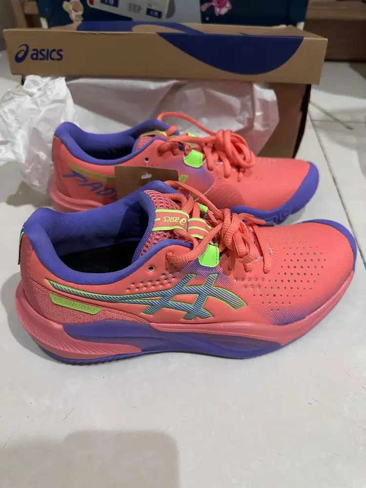 Sepatu Asics Gel Challenger 15 woman Baru sekali pakai