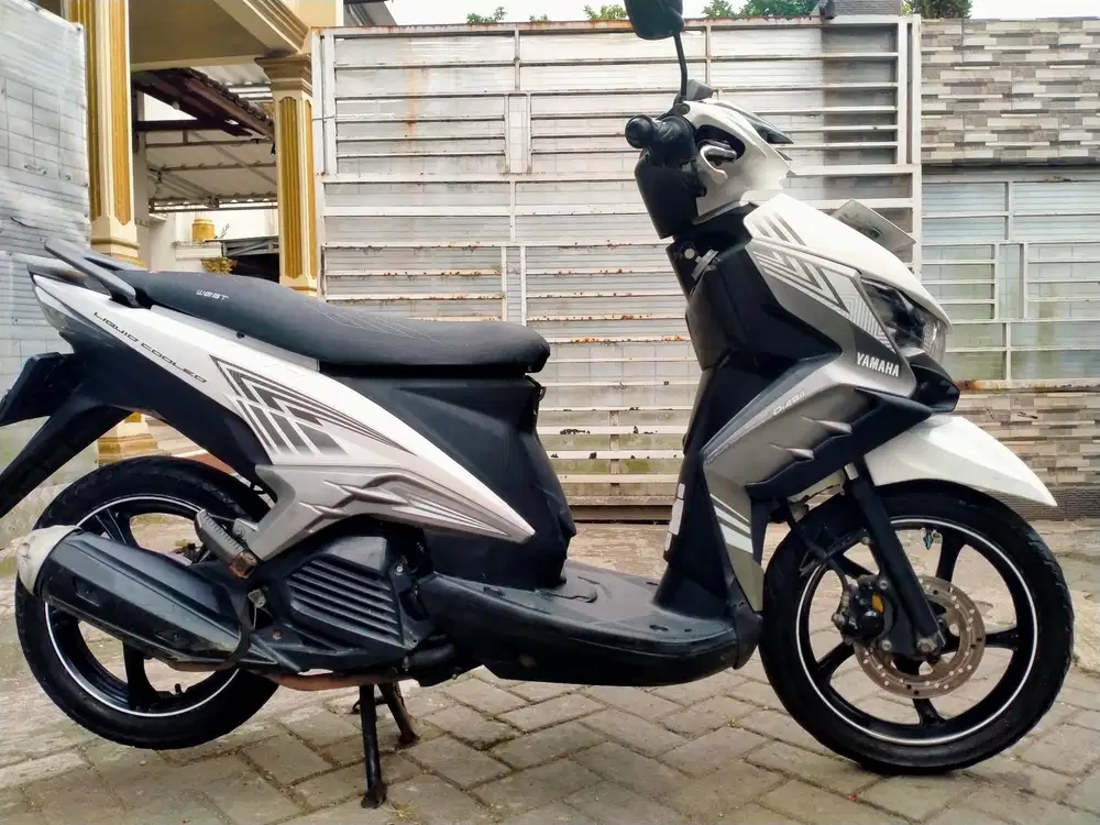 Xeon GT 125 pajak hidup lengkap motor sehat keterangan detail dibawah