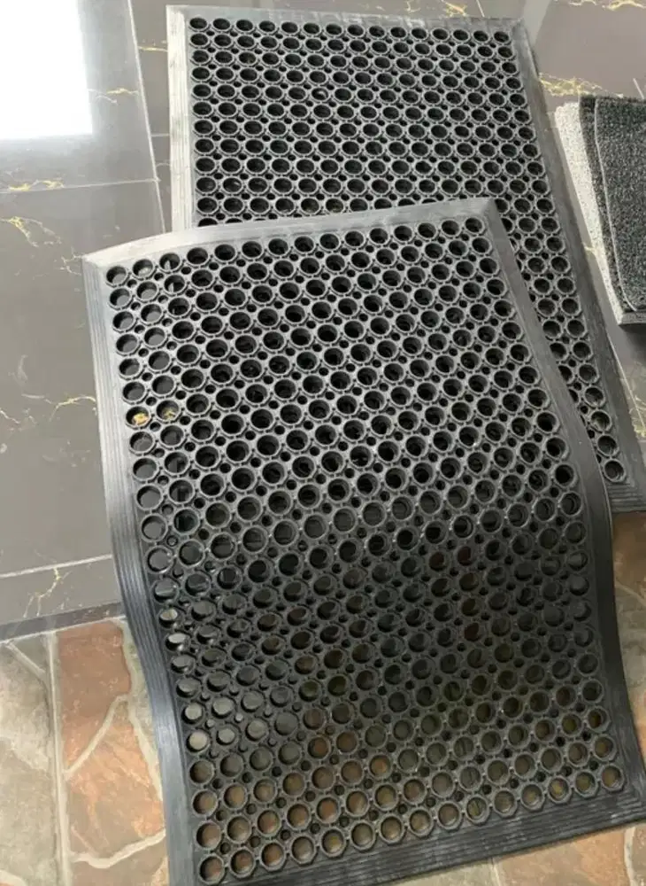 Jual Keset Karpet Karet Anti Slip Kamar Mandi 60 x 90