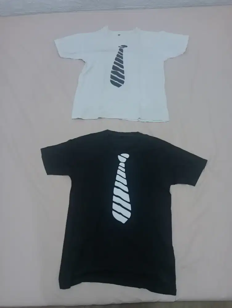 Kaos pria masih bagus dan terawat