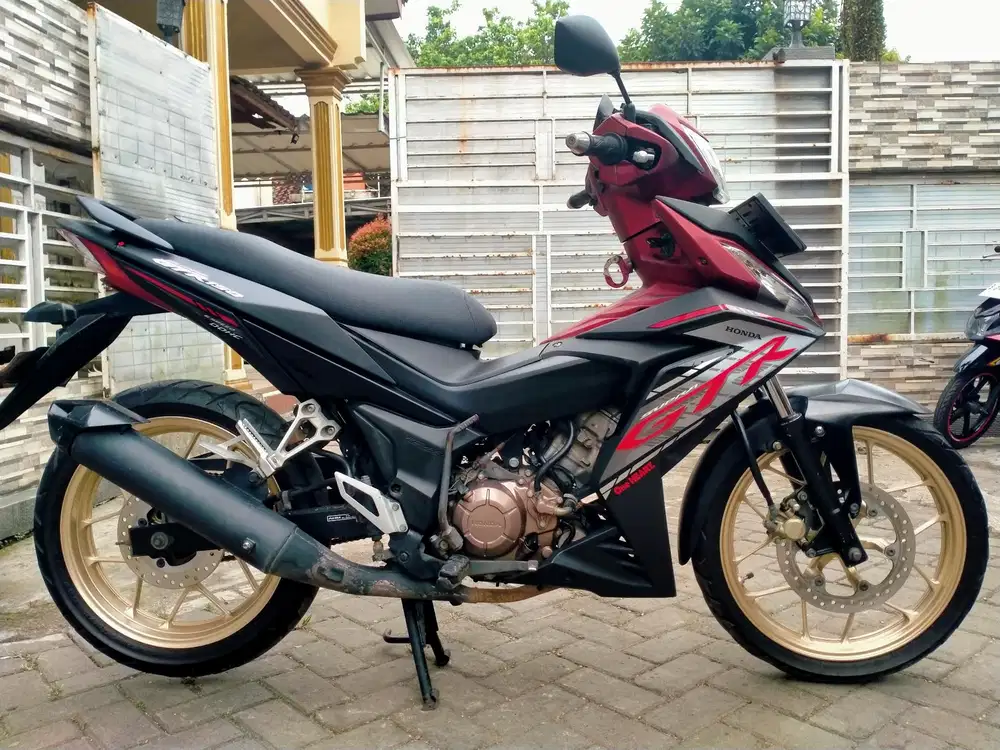 Honda GTR lengkap motor sehat mesin segel keterangan detail dibawah
