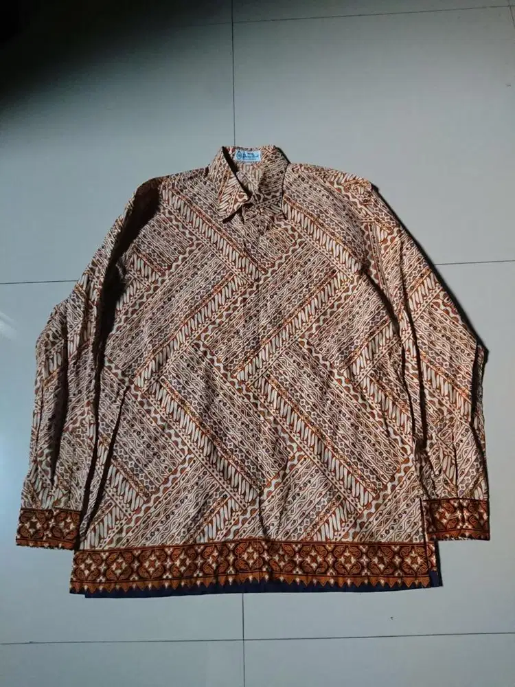 Batik Danar Hadi L